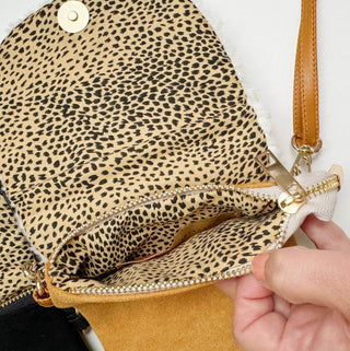 Handy Dandy Phone Crossbody: Creamy Caramel - Just Believe Boutique