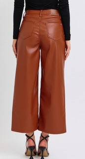 JUDY BLUE HW TUMMY CONTROL BROWN FAUX LEATHER CROP
