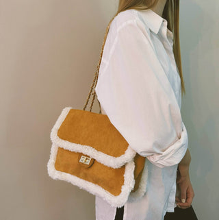 Luxe Deluxe Chain Shoulder Bag: Teddy Brown - Just Believe Boutique