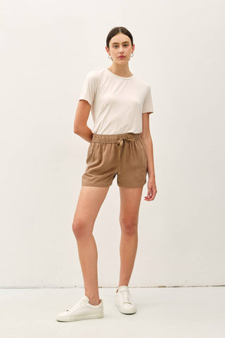HIGH RISE PULL ON TENCEL SHORT