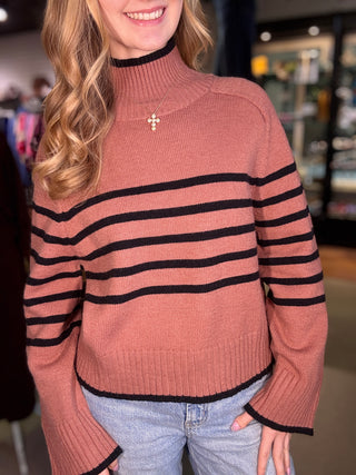 SIGNATURE STRIPE SWEATER