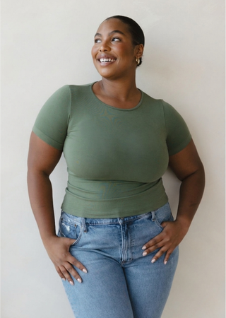 Short Sleeve Waist Length Top