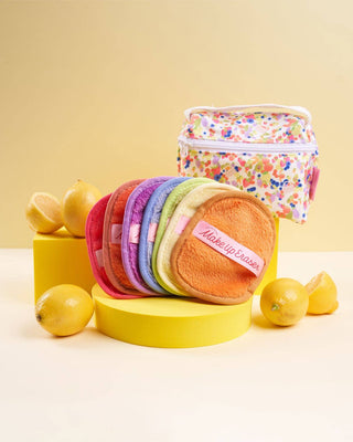 The Original Makeup Eraser 7-Day Set with Makeup Bag