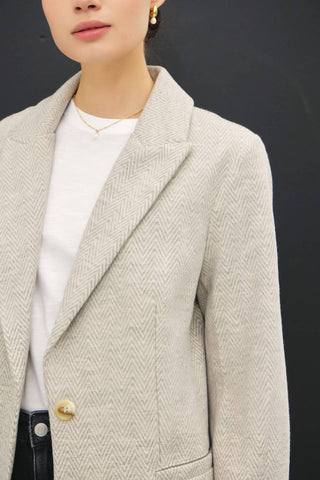 LIGHT CHEVRON PATTERN DOUBLE BUTTON COAT