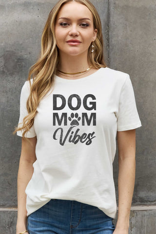 Full Size DOG MOM VIBES Graphic Cotton Tee