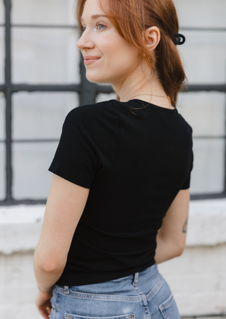 ELIETIAN - Short Sleeve Waist Length Top