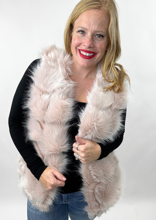 Posh Faux Fur Vest: Beige