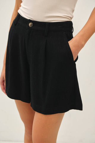 LINEN CLASSIC CUT SHORTS
