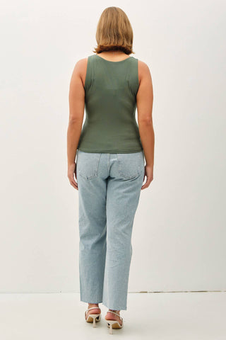 PLUS BASIC FULL LENGTH V-NECK TANK