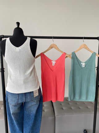 TANK SWEATER