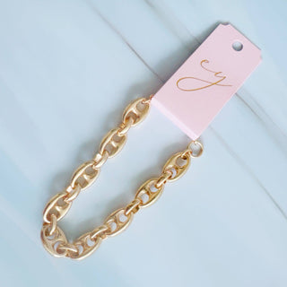 Equestrian Twist Link Bracelet – Horsebit-Inspired Gold Design
