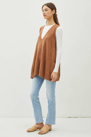 OVERSIZE V-NECK LONG SOFT SWEATER VEST W. POCKETS