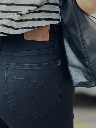 Wide Cuff Judy Blue Retro in Black