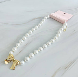 Bow and Pearls Necklace for Elegant Style