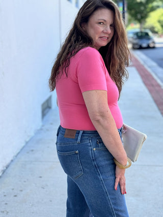 Short Sleeve Top - Curvy Fit