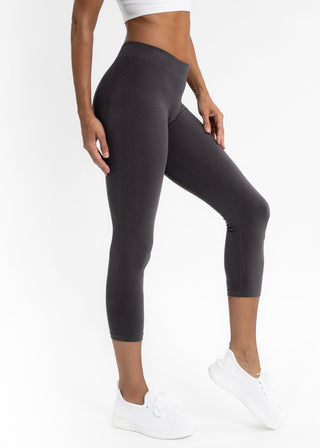 Charcoal cropped leggings, fitted with capri hem