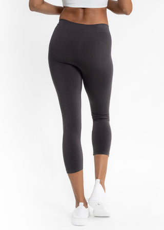 Charcoal fitted cropped leggings with smooth waistband