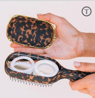 Full-size boar bristle hair brush with removable cleaner tray and detachable inner pad