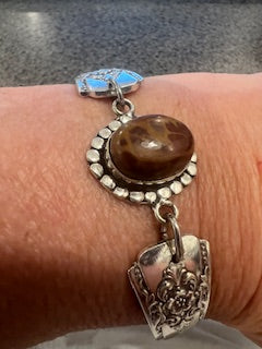 Bracelet with Oval Brown Stone