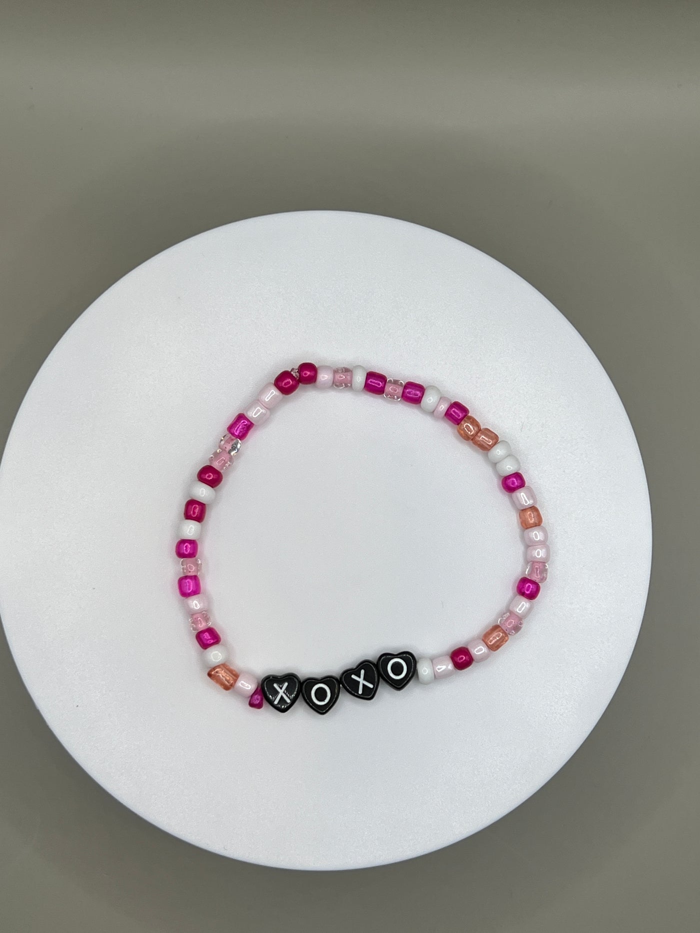 XOXO Valentine Bracelet - Pink/White/Glitter Stretch