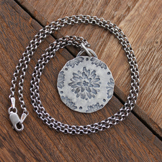 Silver Many Petals Necklace