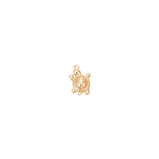 Front of Gold Sea Turtle Charm