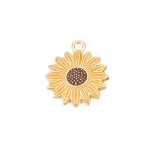 Front of Gold Classic Sunflower Charm