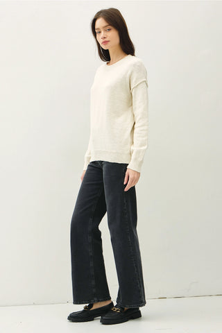 CREW NECK SWEATER