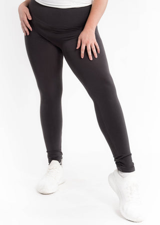 High Waisted Leggings - Curvy Fit: BLACK