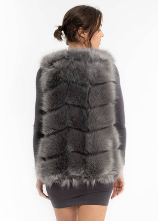 Posh Faux Fur Vest: Light Grey