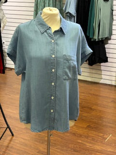 CHAMBRAY BUTTON UP TOP