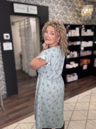 Blue Sage Fall Dress – Sage Floral – model photo