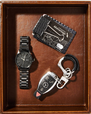 Oventure - Men's Keychain - Sleek Black Leather O-Boy Keyring