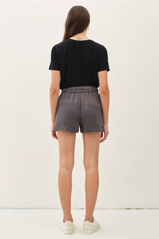 HIGH RISE PULL ON TENCEL SHORT