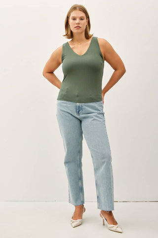 PLUS BASIC FULL LENGTH V-NECK TANK