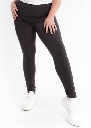 Curvy-fit high-waisted leggings in dark charcoal, full-length
