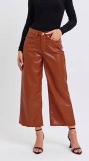 JUDY BLUE HW TUMMY CONTROL BROWN FAUX LEATHER CROP