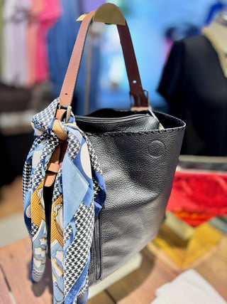 Alexa 2-in-1 Hobo Bag w/Dual Zip Compartments – Black – lifestyle