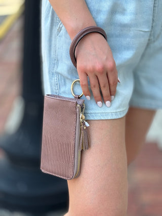 Liv Lizard Bangle Wristlet/Wallet – Mauve – lifestyle