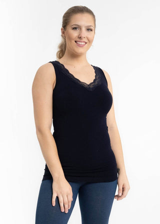 Lace Trim V Neck Tank: Mauve - Just Believe Boutique