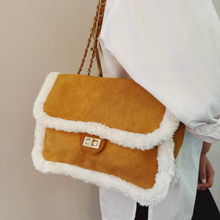 Luxe Deluxe Chain Shoulder Bag: Teddy Brown - Just Believe Boutique