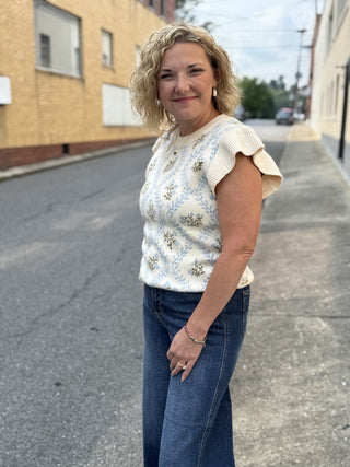 Floral Jacquard Ruffle Sleeve Knit Top – model photo