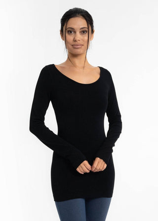Reversible long-sleeve top in black, scoop neck, fitted silhouette, front view.