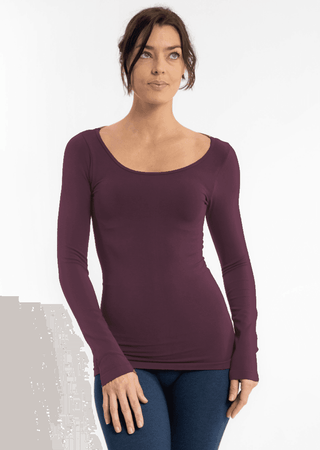 Wine reversible long-sleeve top with scoop neckline, fitted long sleeves
