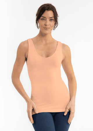 Reversible sleeveless tank in light peach