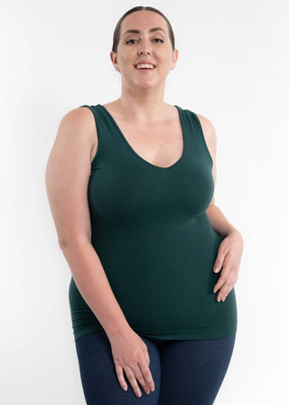 Evergreen sleeveless tank top with scoop neckline, curvy fit
