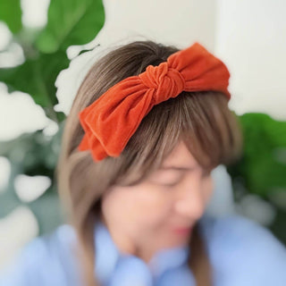 Structured Velvet Bow Headband: Black - Just Believe Boutique